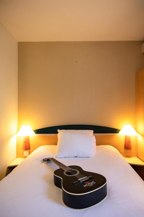 Hotel Ibis אוטון מראה חיצוני תמונה
