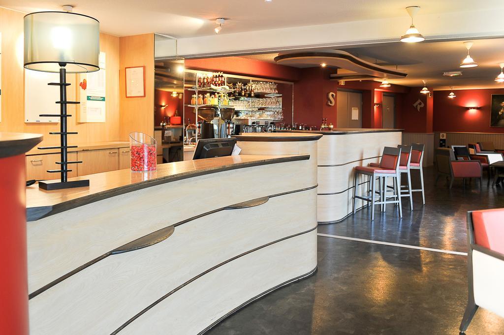 Hotel Ibis אוטון מראה חיצוני תמונה
